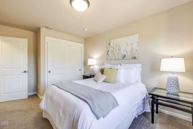 61144 Manhae Lane, Bend, OR 97702