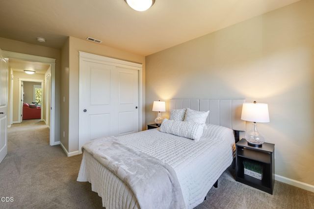61144 Manhae Lane, Bend, OR 97702