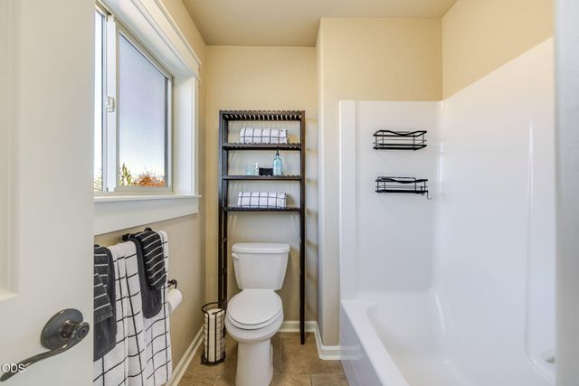 61144 Manhae Lane, Bend, OR 97702