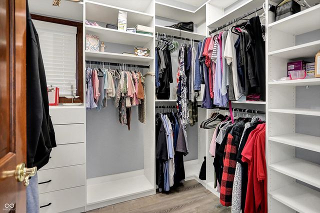 1324 Eagle Valley Drive, Greenwood, IN 46143