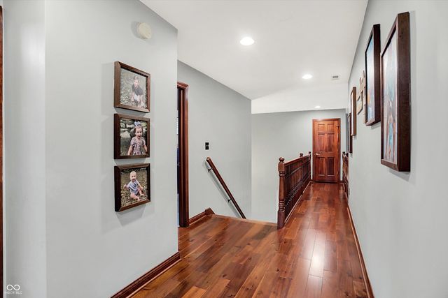 1324 Eagle Valley Drive, Greenwood, IN 46143