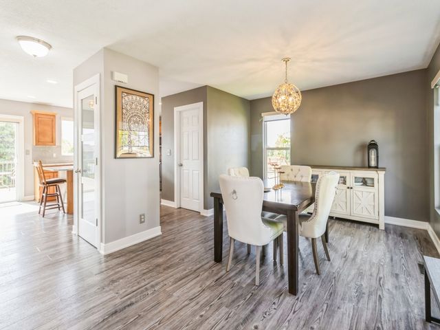 900 SE Woodbine Drive, Grimes, IA 50111
