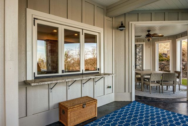 80 Placer Hill Drive, Jacksonville, OR 97530