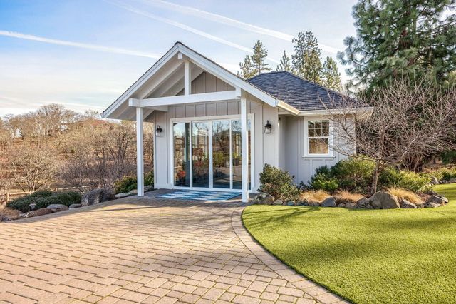 80 Placer Hill Drive, Jacksonville, OR 97530