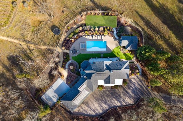 80 Placer Hill Drive, Jacksonville, OR 97530