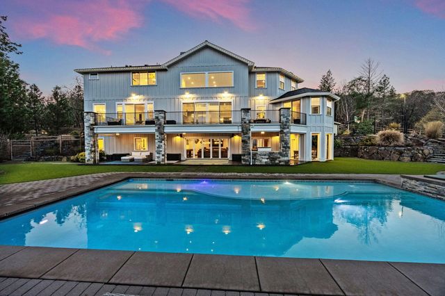 80 Placer Hill Drive, Jacksonville, OR 97530