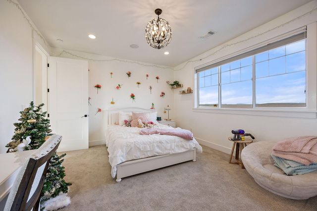 80 Placer Hill Drive, Jacksonville, OR 97530