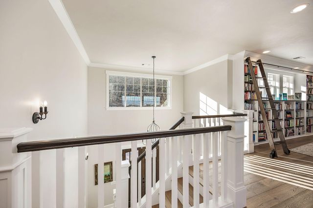 80 Placer Hill Drive, Jacksonville, OR 97530