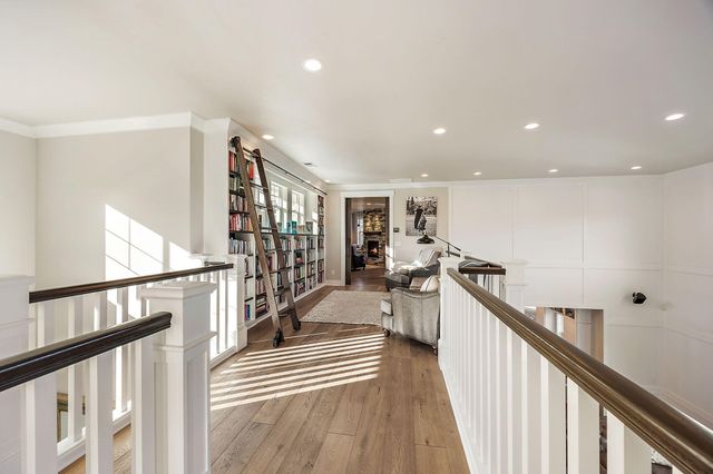 80 Placer Hill Drive, Jacksonville, OR 97530