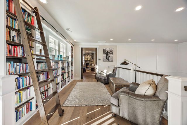 80 Placer Hill Drive, Jacksonville, OR 97530