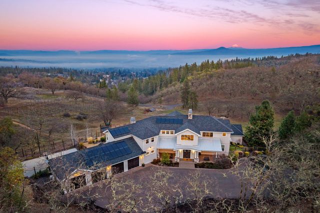 80 Placer Hill Drive, Jacksonville, OR 97530