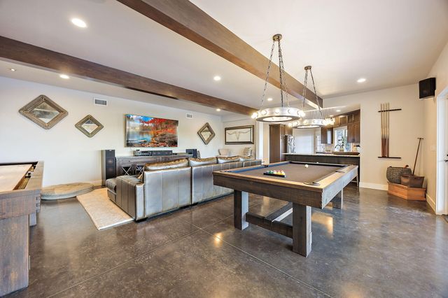 80 Placer Hill Drive, Jacksonville, OR 97530