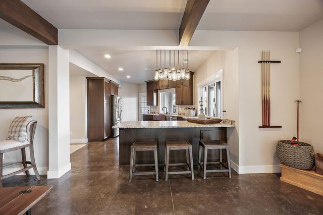 80 Placer Hill Drive, Jacksonville, OR 97530