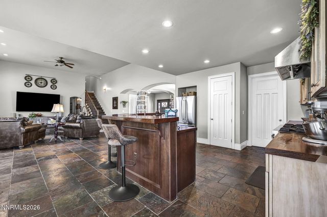 1175 Camballeria Drive, Carson City, NV 89701