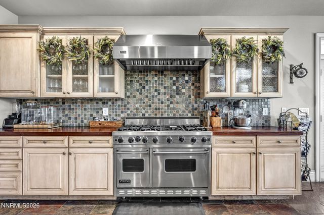 1175 Camballeria Drive, Carson City, NV 89701