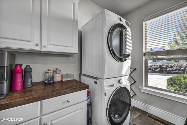 1175 Camballeria Drive, Carson City, NV 89701