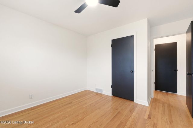 1429 Rhonda Way, Louisville, KY 40216