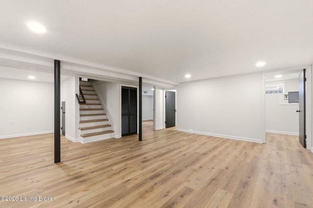 1429 Rhonda Way, Louisville, KY 40216