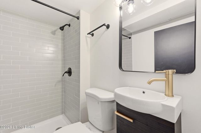 1429 Rhonda Way, Louisville, KY 40216