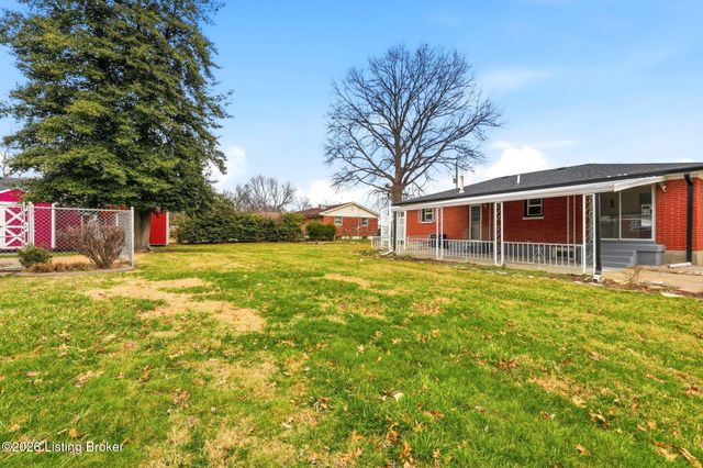 1429 Rhonda Way, Louisville, KY 40216