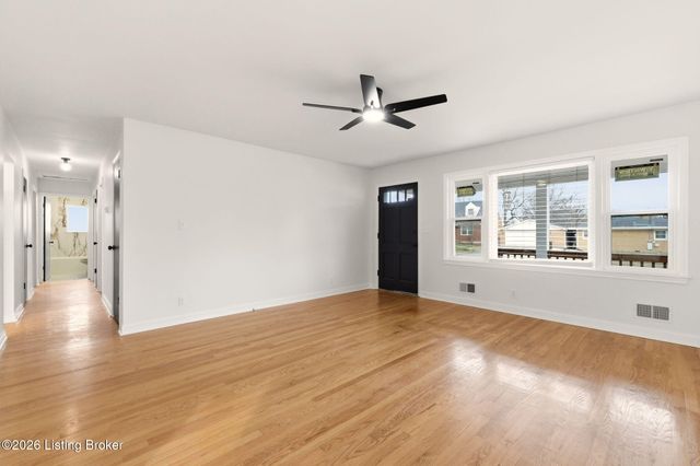 1429 Rhonda Way, Louisville, KY 40216