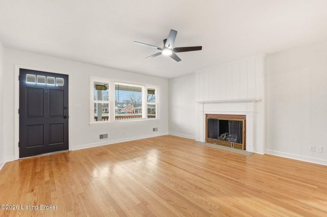 1429 Rhonda Way, Louisville, KY 40216