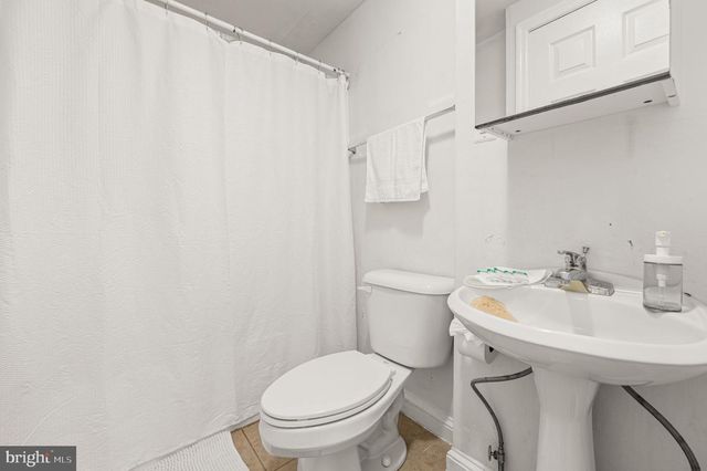 468 E WALNUT LN, Philadelphia, PA 19144