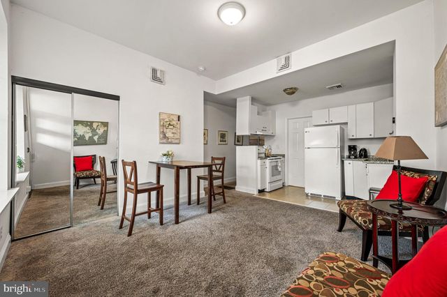 468 E WALNUT LN, Philadelphia, PA 19144