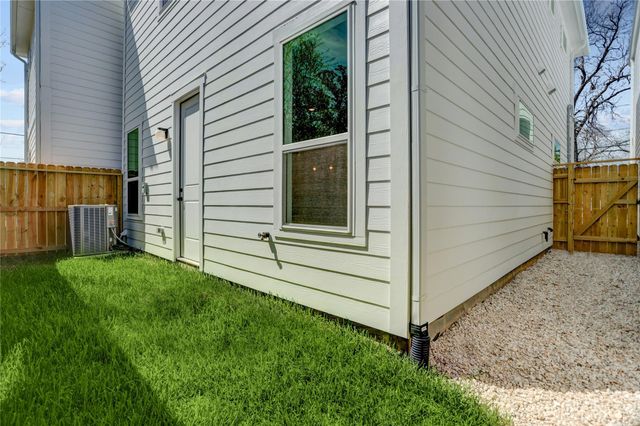 9604 Burden Street, Houston, TX 77093