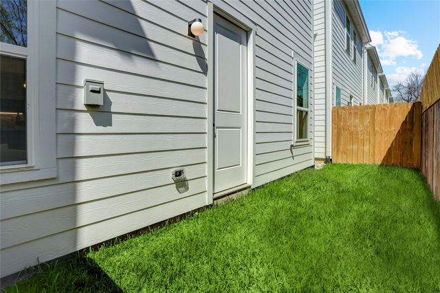 9604 Burden Street, Houston, TX 77093