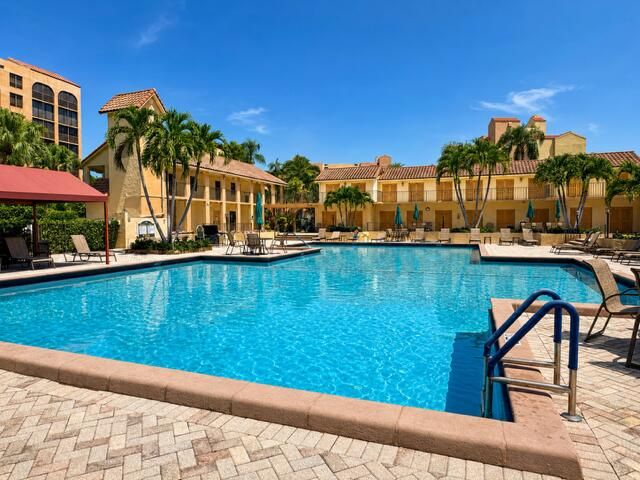 7170 PROMENADE Drive 101, Boca Raton, FL 33433