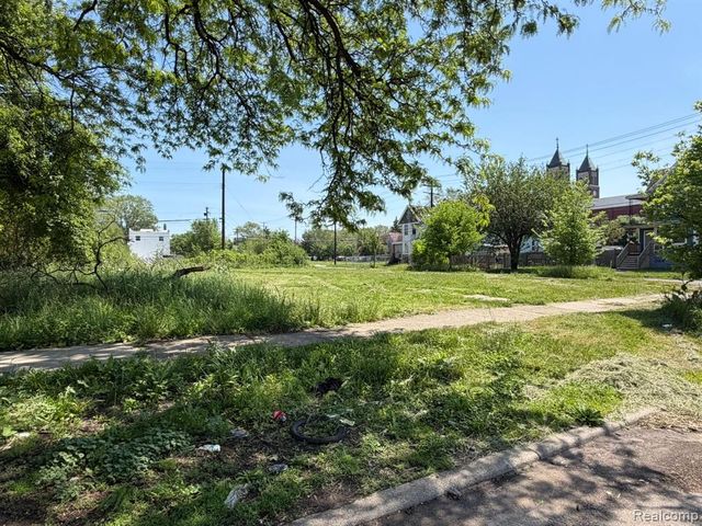 3400 Greusel Street, Detroit, MI 48210