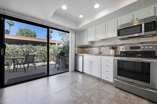 2417 Los Patos Drive, Palm Springs, CA 92264