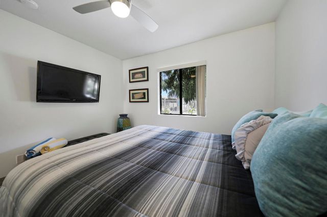 2417 Los Patos Drive, Palm Springs, CA 92264