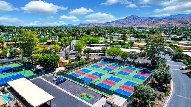 2417 Los Patos Drive, Palm Springs, CA 92264