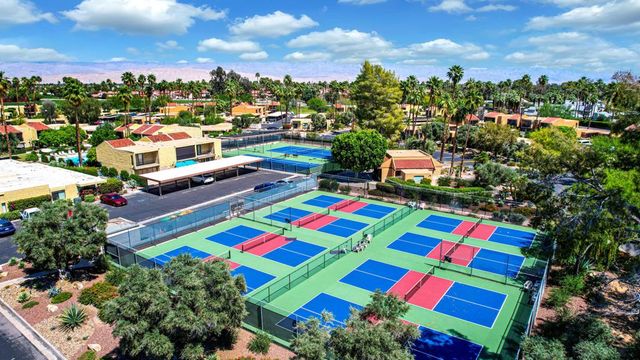 2417 Los Patos Drive, Palm Springs, CA 92264