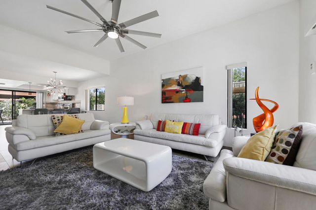 2417 Los Patos Drive, Palm Springs, CA 92264