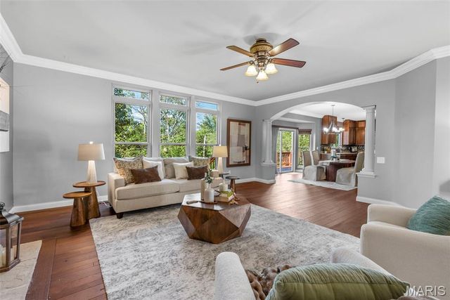 1045 Hawkins Bend Drive, Fenton, MO 63026