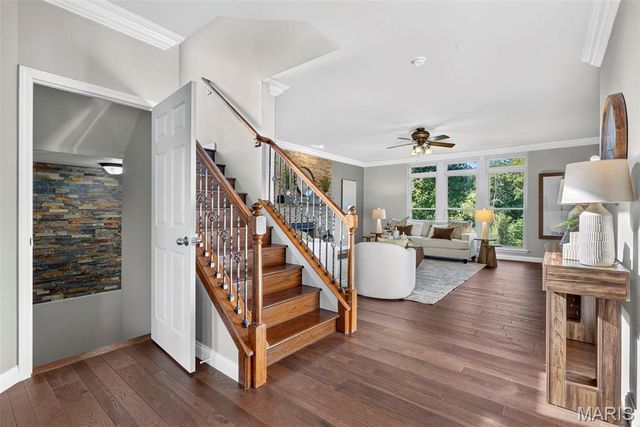 1045 Hawkins Bend Drive, Fenton, MO 63026