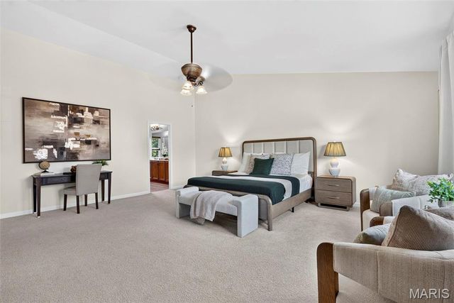 1045 Hawkins Bend Drive, Fenton, MO 63026