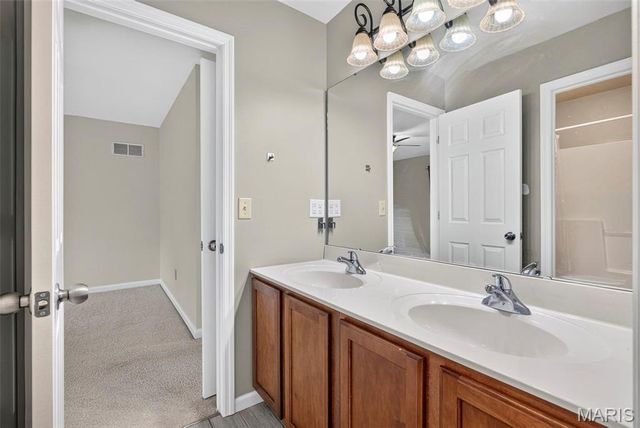1045 Hawkins Bend Drive, Fenton, MO 63026