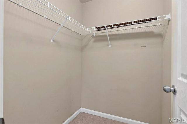 1045 Hawkins Bend Drive, Fenton, MO 63026