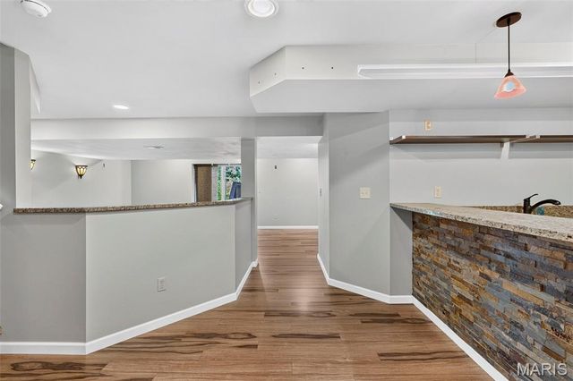 1045 Hawkins Bend Drive, Fenton, MO 63026
