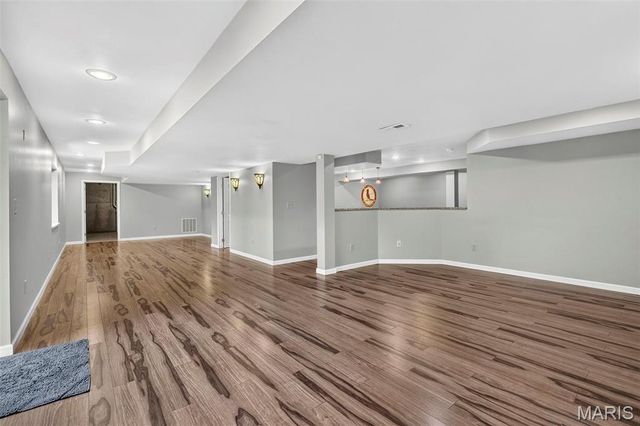 1045 Hawkins Bend Drive, Fenton, MO 63026
