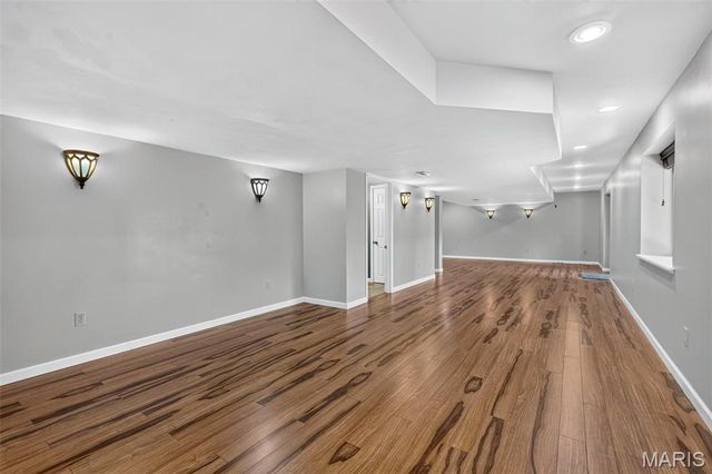 1045 Hawkins Bend Drive, Fenton, MO 63026