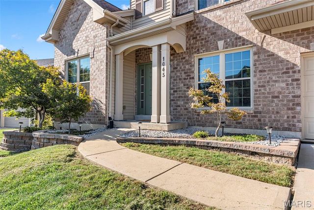 1045 Hawkins Bend Drive, Fenton, MO 63026