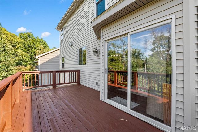 1045 Hawkins Bend Drive, Fenton, MO 63026