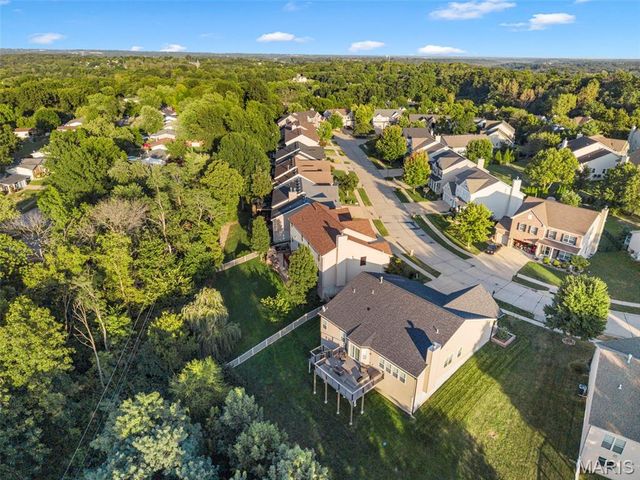 1045 Hawkins Bend Drive, Fenton, MO 63026