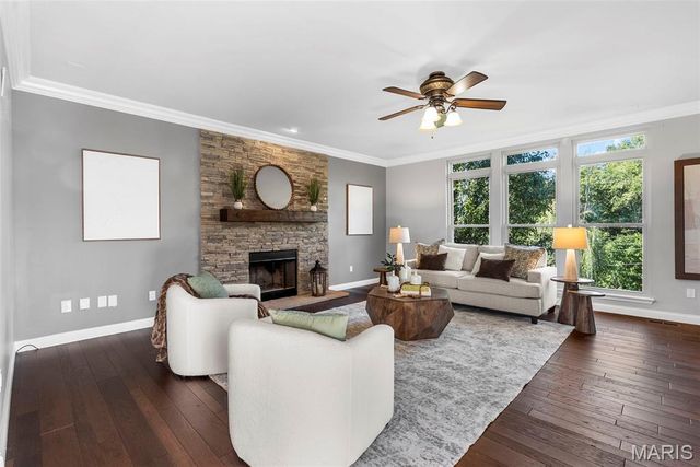 1045 Hawkins Bend Drive, Fenton, MO 63026