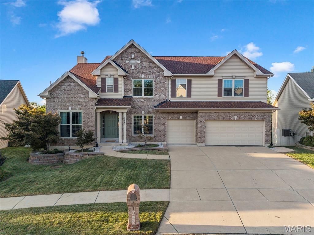 1045 Hawkins Bend Drive, Fenton, MO 63026